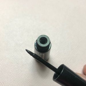 Black eyeliner